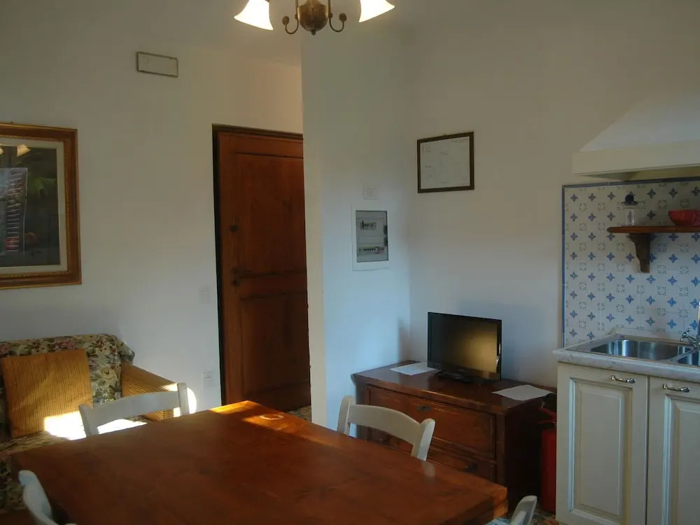 Garden-view Farmhouse in Certaldo With Swimming Pool