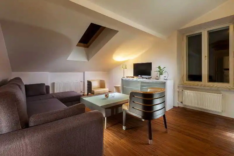 Yoga Residence Apartments