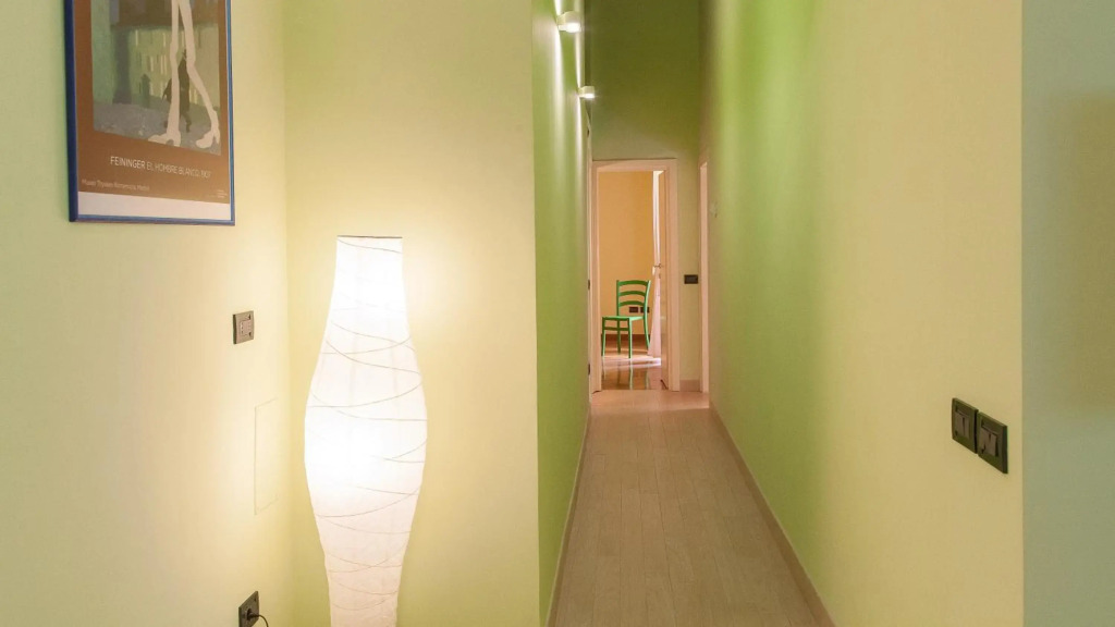 Trevi Colour- Rental in Rome