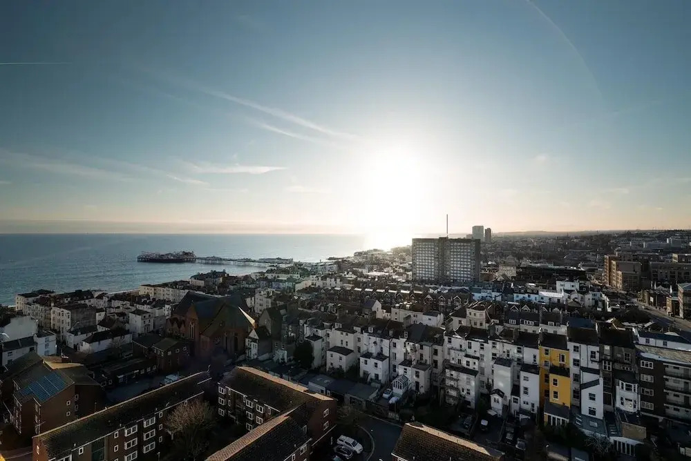 Central Brighton 1-bedroom Flat Modern & Bright Walk to Beach Sleeps 2