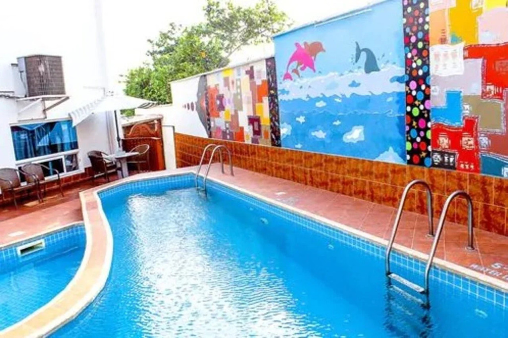 Maxlot Hotel
