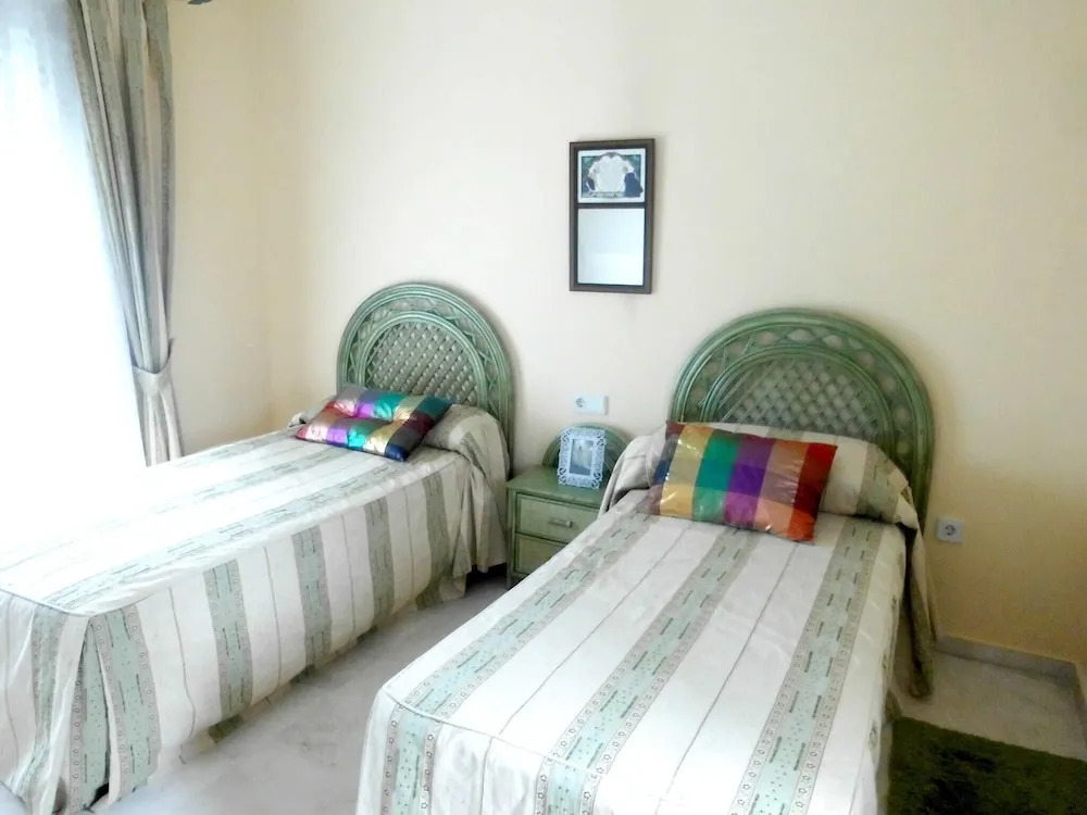 Apartment with 2 Bedrooms in Marbella, with Shared Pool, Furnished Balcony And Wifi - 500 M From the Beach