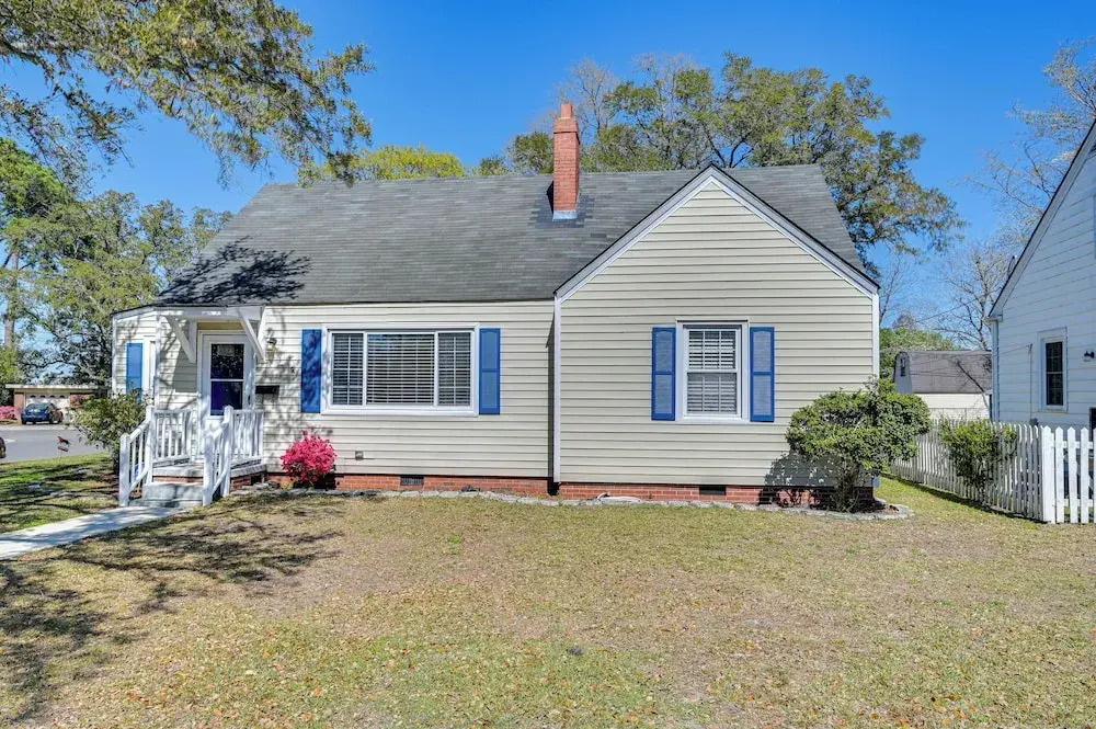 New Bern House w/ Gas Grill Near Neuse River!