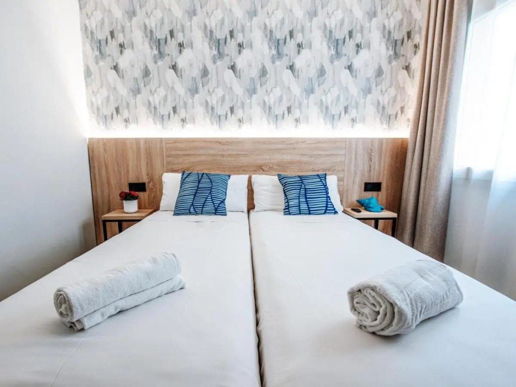 Sweet Lloret Suites - Smart Hotel