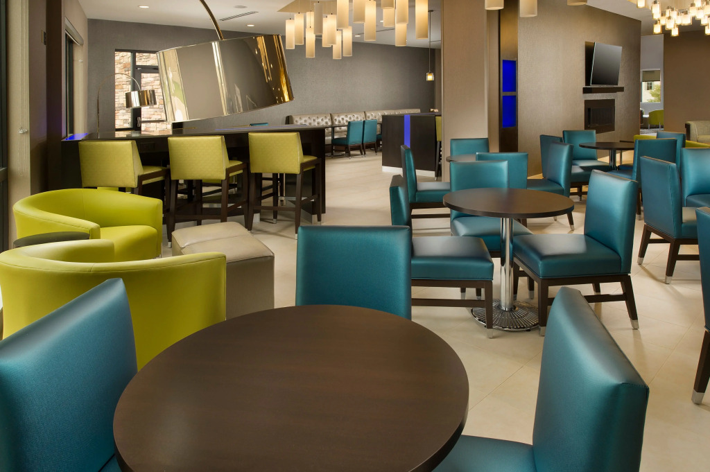 Holiday Inn Express Hotel & Suites Waco South by IHG