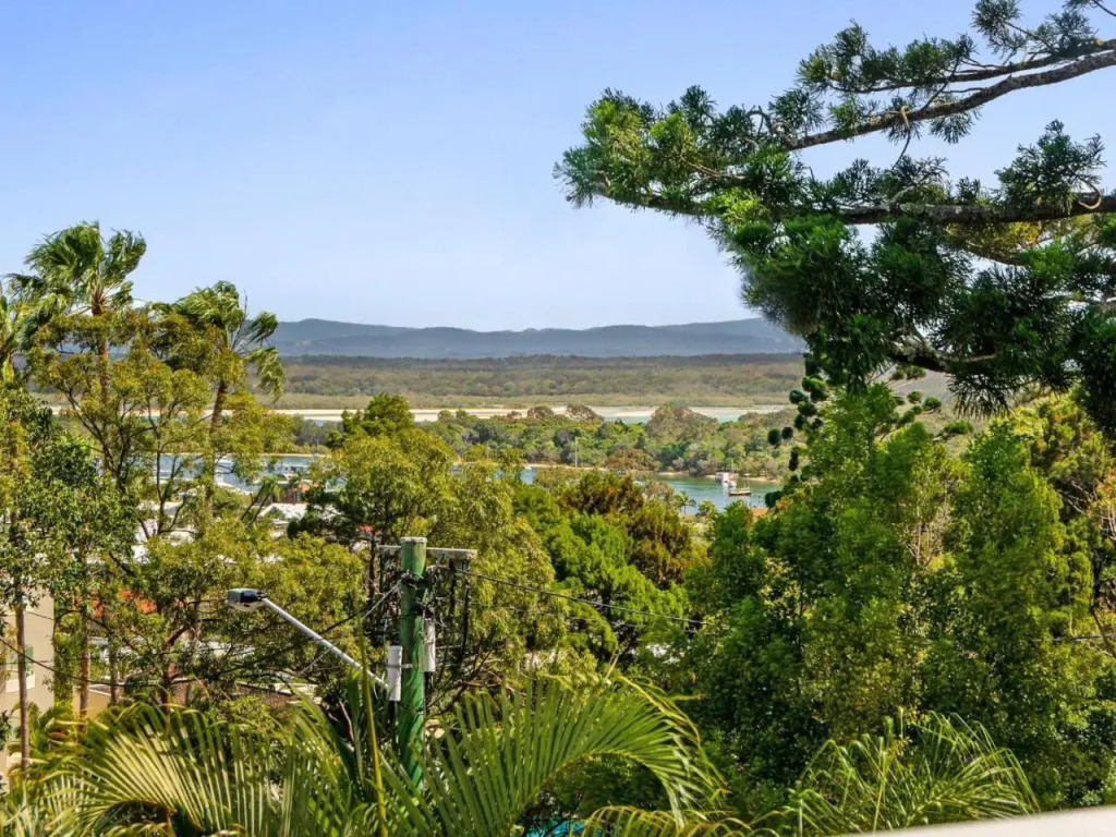 Noosa Views 3 Noosa Drive 33