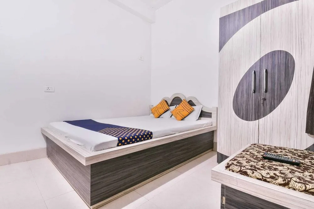 SPOT ON 40511 Hotel Bajrang Residency