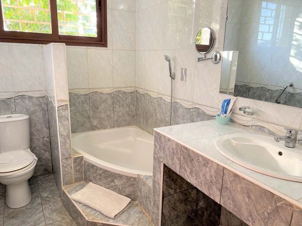 Victory Hotel & Restaurant Tulear