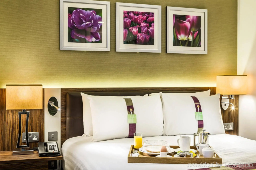 Holiday Inn London Watford Junction by IHG