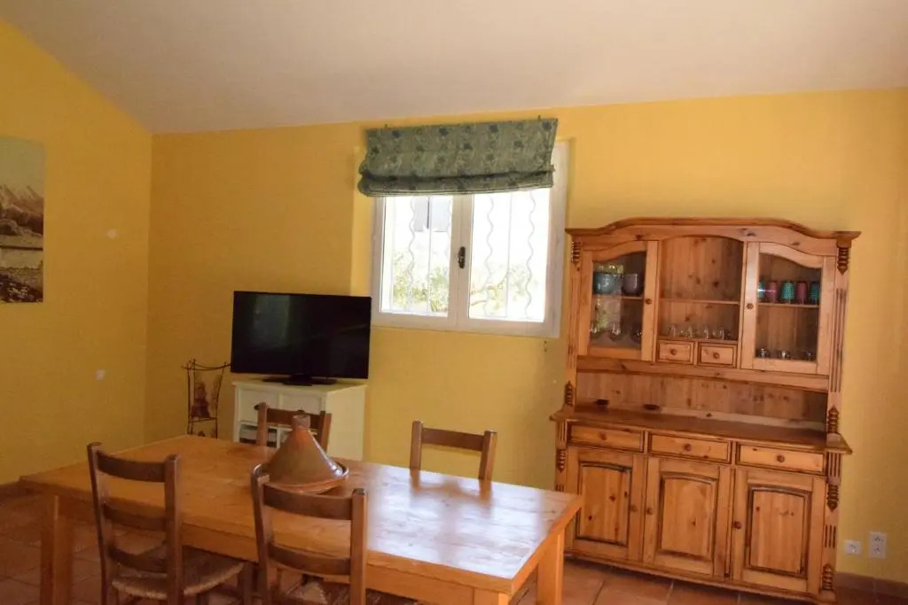 Accent Immobilier - Maison Eygalieres, Piscine, 4/6 Pers