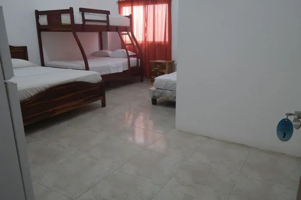 Hostal Palmeras Playa Milina