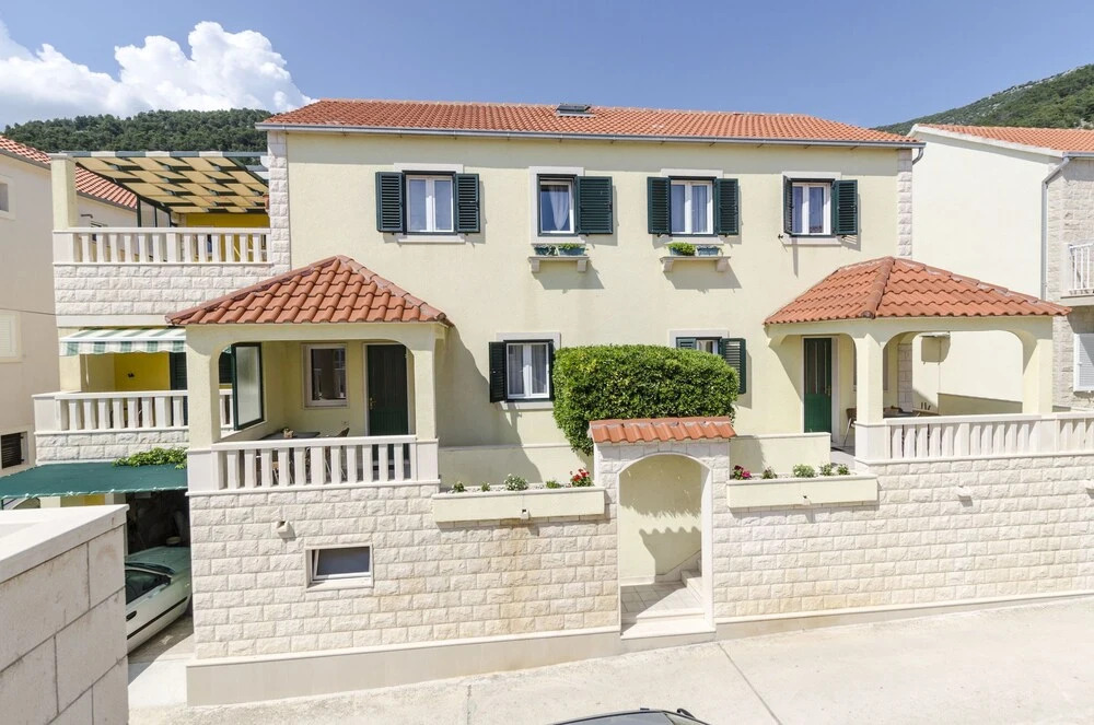 Apartments Josip