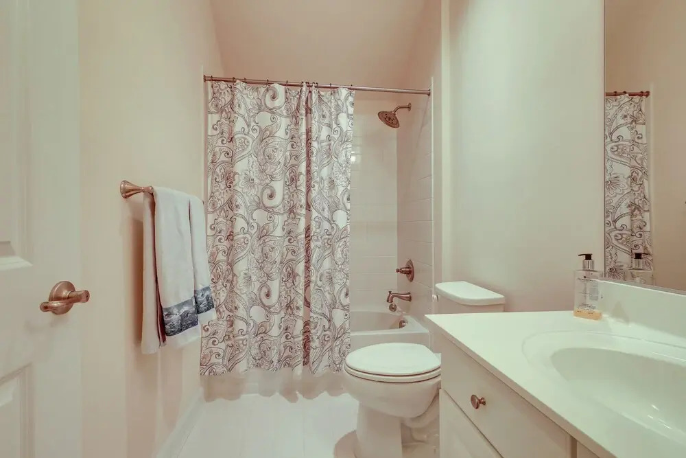 Shuttle to Beach: Shore Thing Home in Ocean View