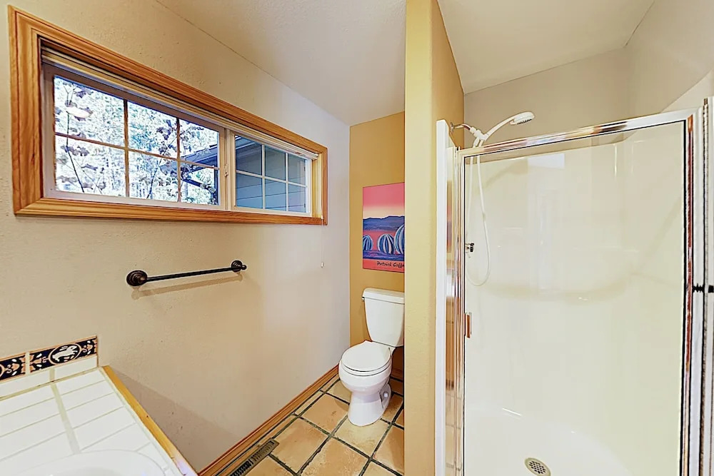 New Listing! All-suite Riverside Getaway W/ Dock 3 Bedroom Home