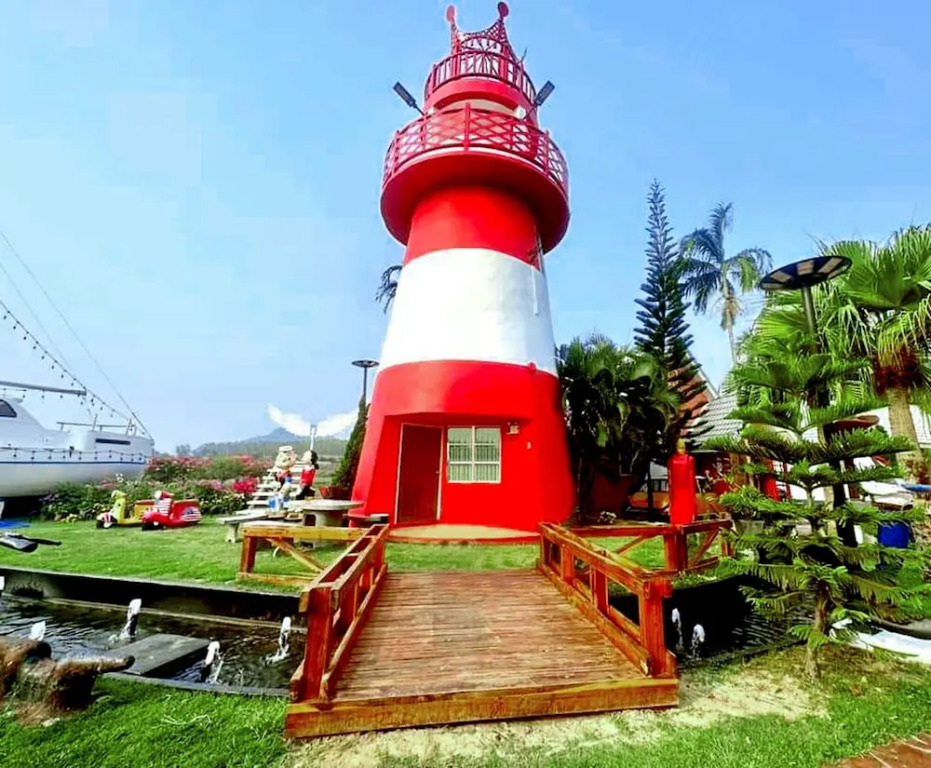 Apinya Resort Bangsarey