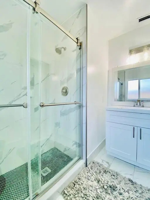 XL Fully Loaded 4Br 3BA Close to Beach & Downtown