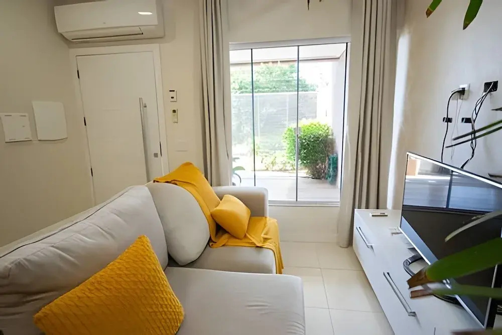Sobrado 1 Suite 2 quartos AC 1km Shop JL