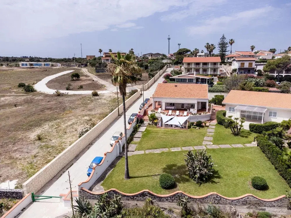 Villa Acqua Saracena by Wonderful Italy