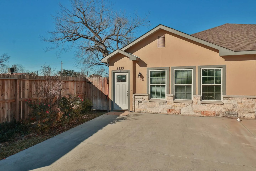 Modern Elegance:Minutes from NRG, Houston