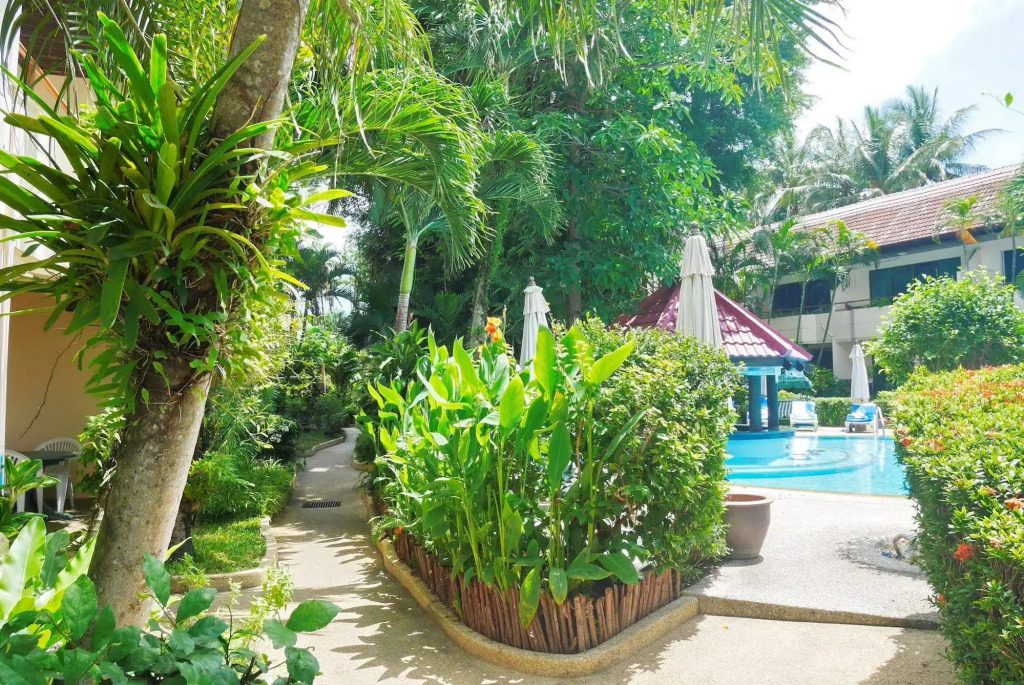 Swiss Palm Beach Hotel