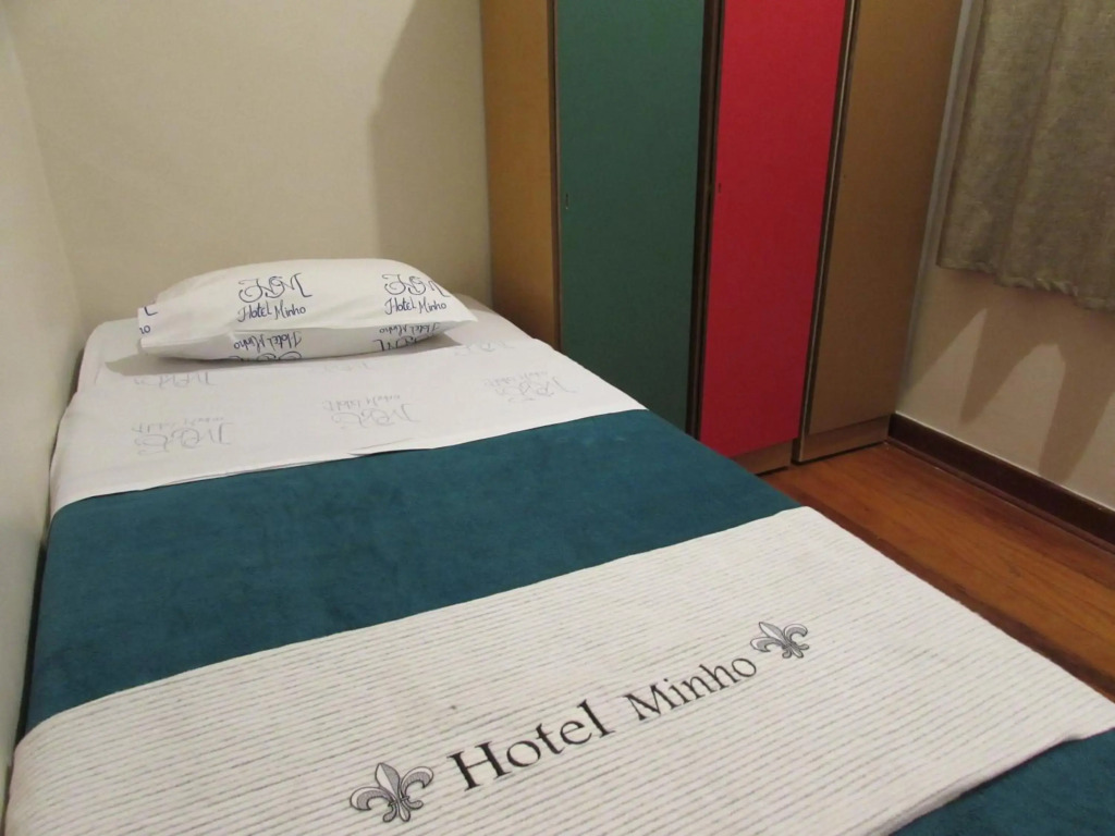 Hotel Minho ao Lado do Novo Hospital Pérola Byington - Reserve 4 noites e pague 3 ou Reserve 3 noites e pague 2 "Promoção acima de 4 Diárias"Próximo 25 Março , Brás e Bom Retiro