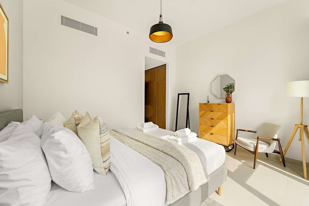 Silkhaus Elite 3BR Near Dubai Watercanal in Al Wasl