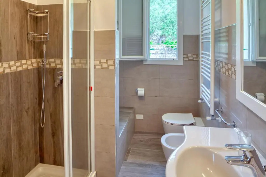 Villa Mimosa Diano Marina: exclusive use villa, garden, barbecue, 3 bedrooms and 3 bathrooms