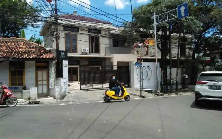 G House