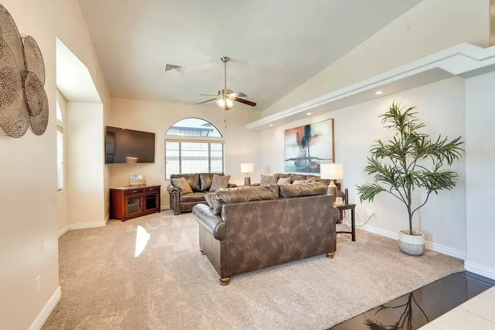 Lake Havasu City Escape w/ Pool, Patio & Grill!