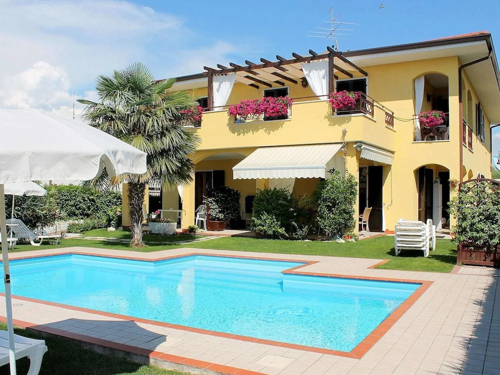Holiday Home in Lazise Near Gardaland