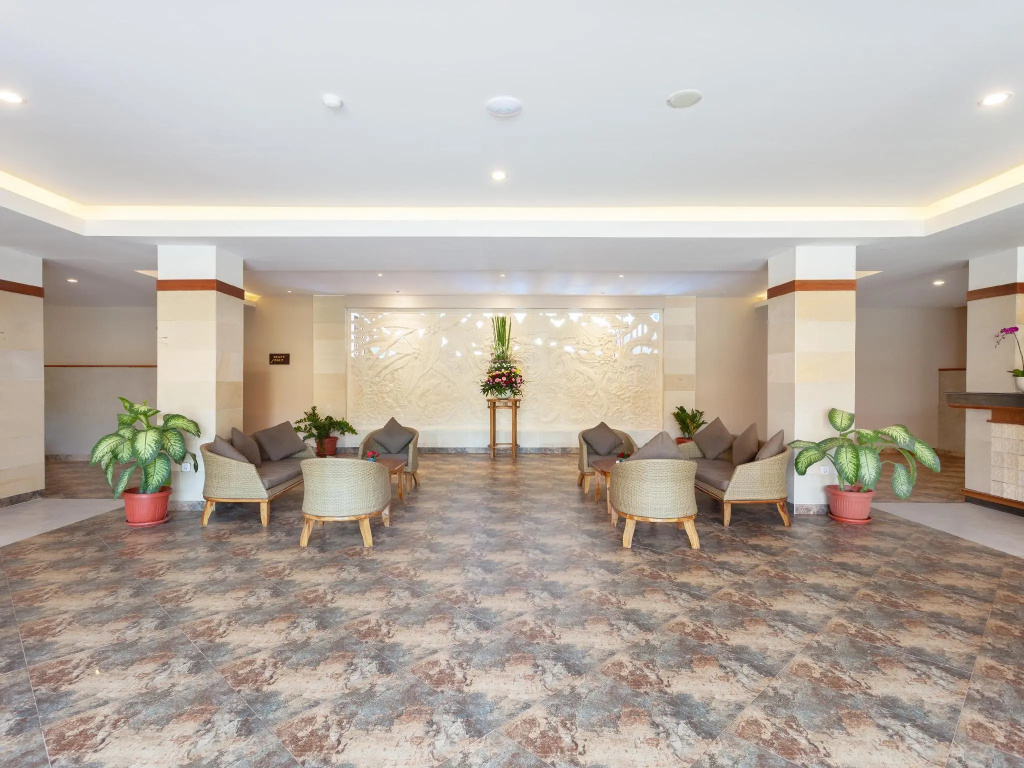 dNusa Beach Club and Resort
