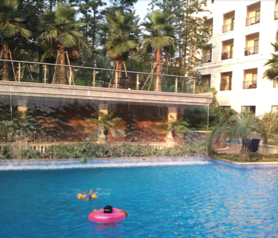Days Hotel and Suites Zhaozhuang Xingyi Resort