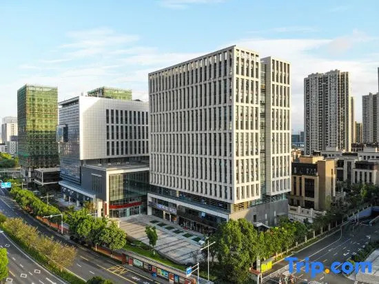 Yiju Life Hotel (Ningbo Dongbu Xincheng International Convention Center)