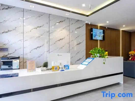 Yiduo Smart Hotel