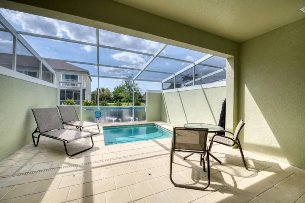 Wonderful home with private pool