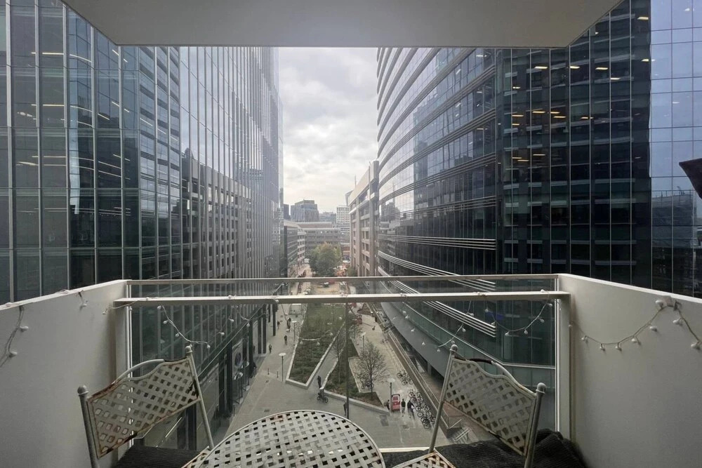 Central 1 Bedroom Apartment in Aldgate East in Zone 1