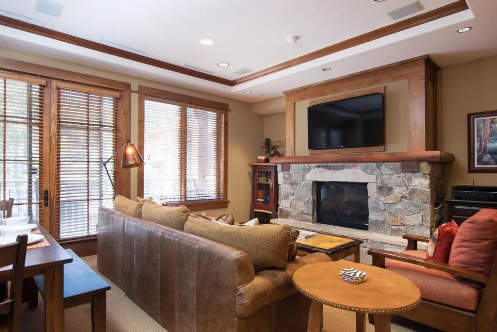 Luxury 2BD Village at Northstar Residence - 306 Iron Horse South