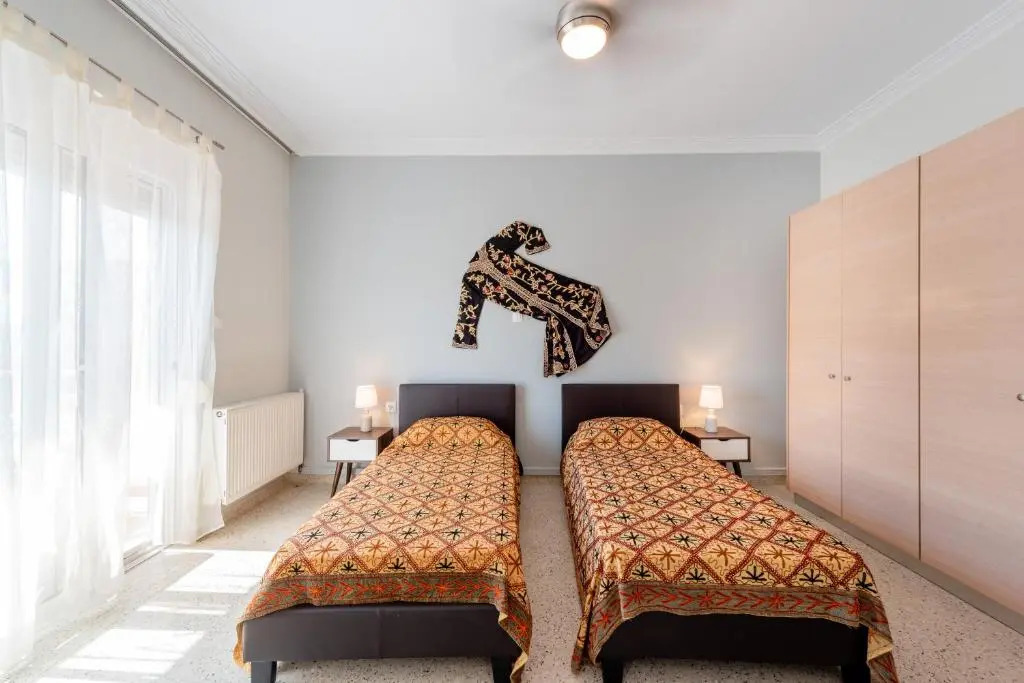 Fully Equipped House Nearby the Beach