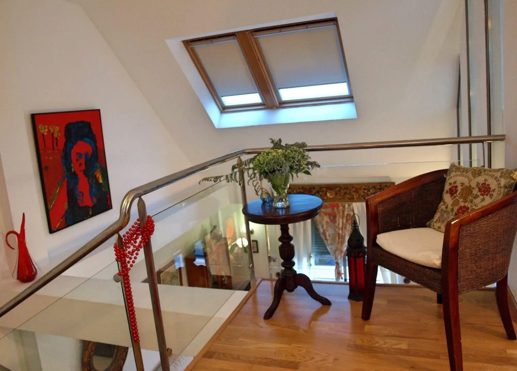 Flatguest Quality Duplex
