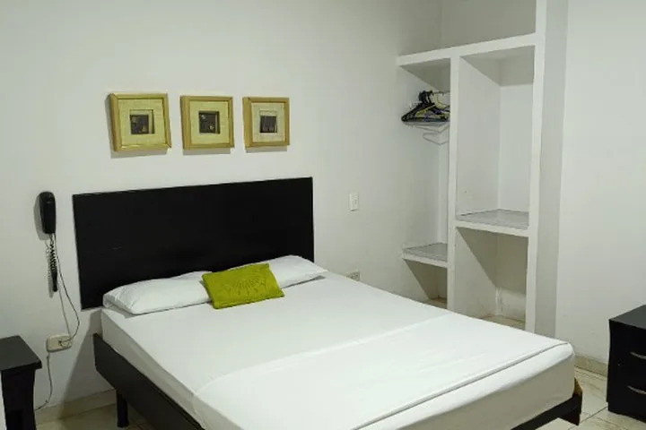 HOTEL TORREON AV