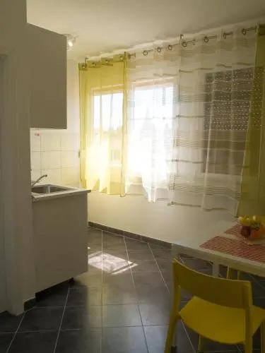 Apartments Zvone