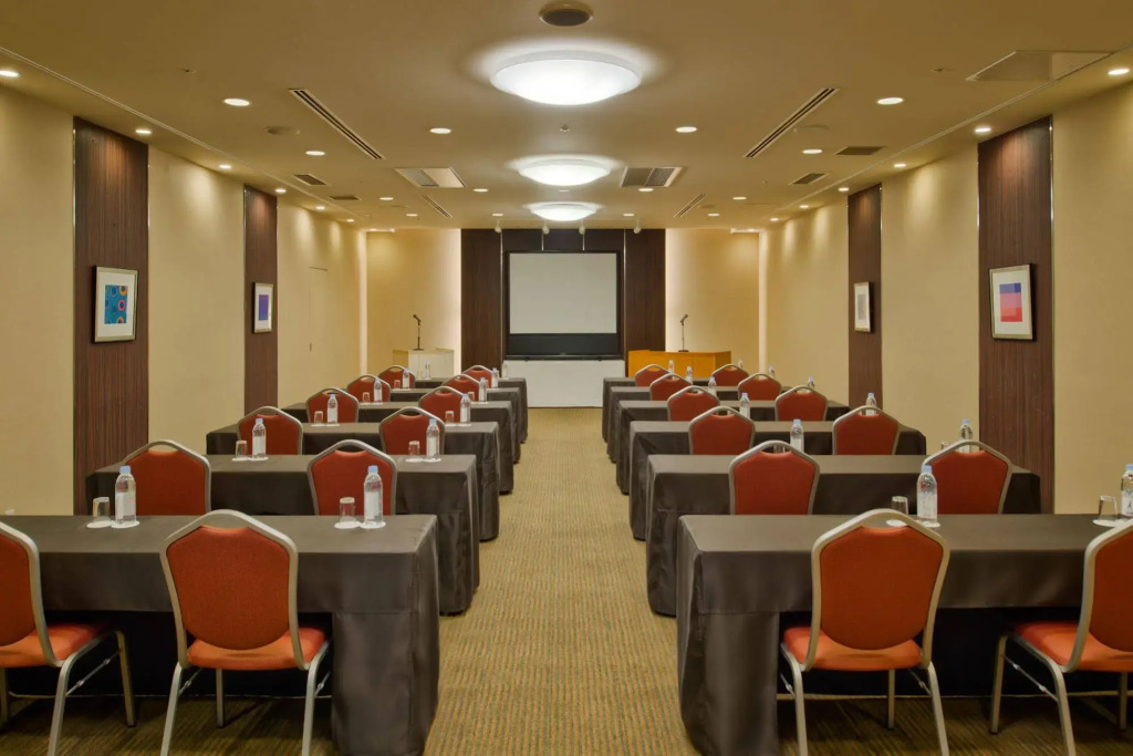 Kobe Sannomiya Tokyu REI Hotel