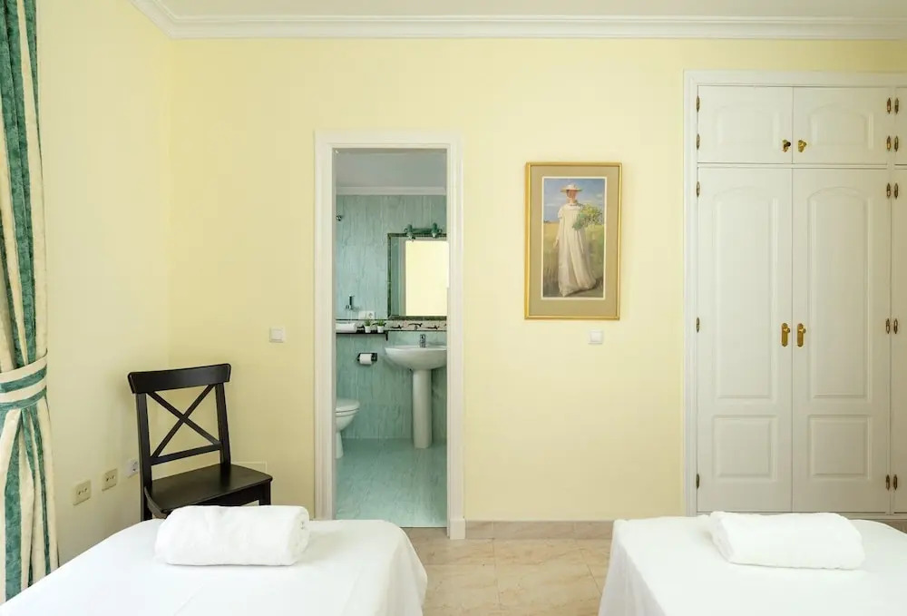 Family Apartment with Stunning Views in Mijas Ref 140