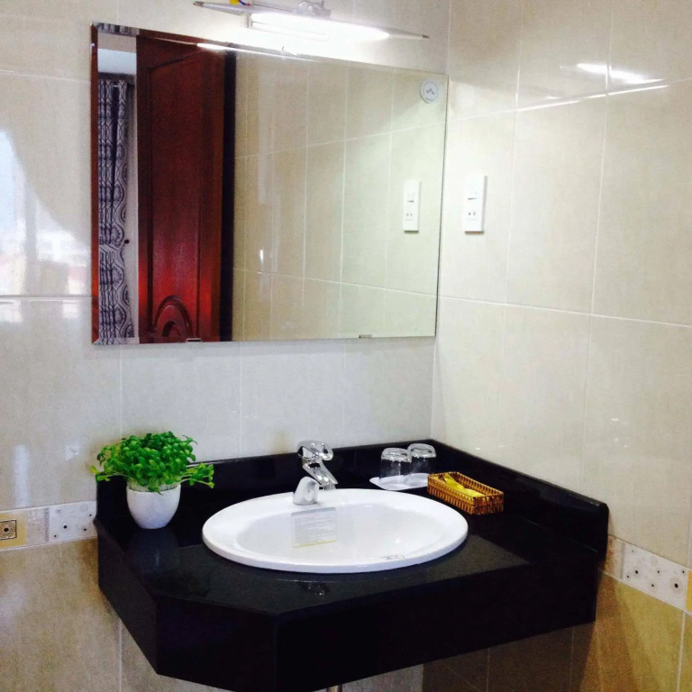 Queen Garden Hotel & Apartment