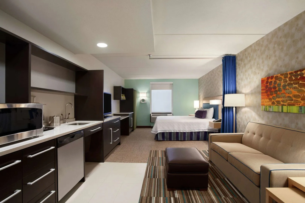 Home2 Suites by Hilton Philadelphia Convention Center