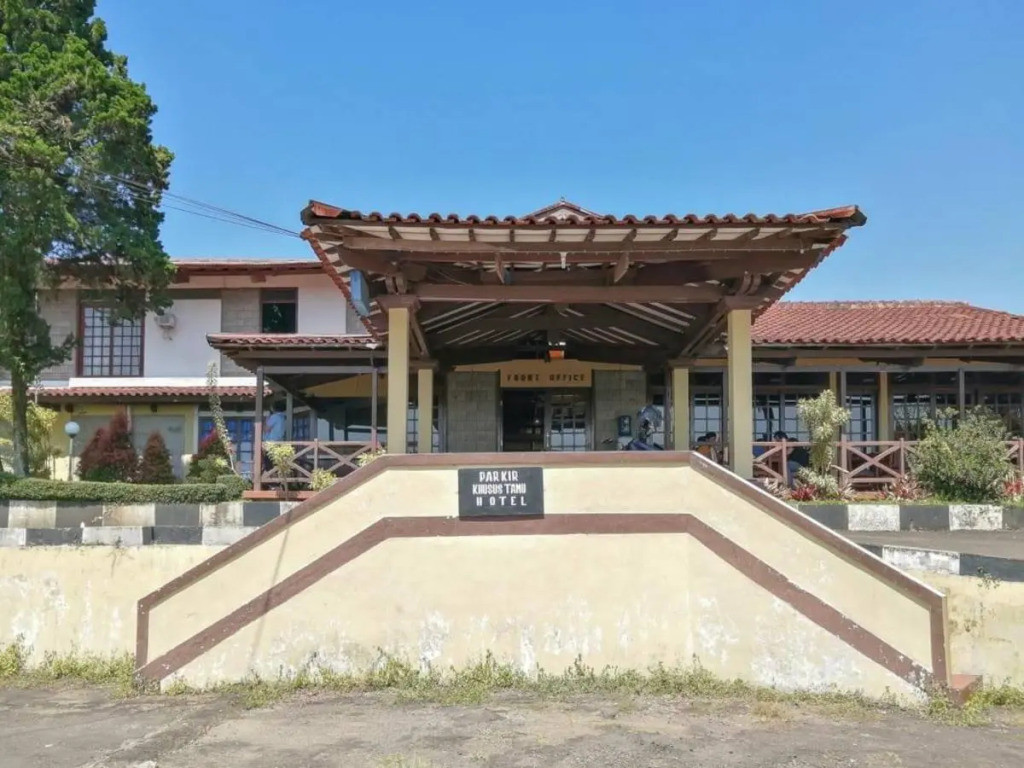Hotel Lembah Nyiur Cikopo