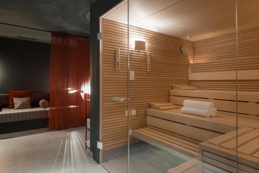 EmiLu Design Hotel