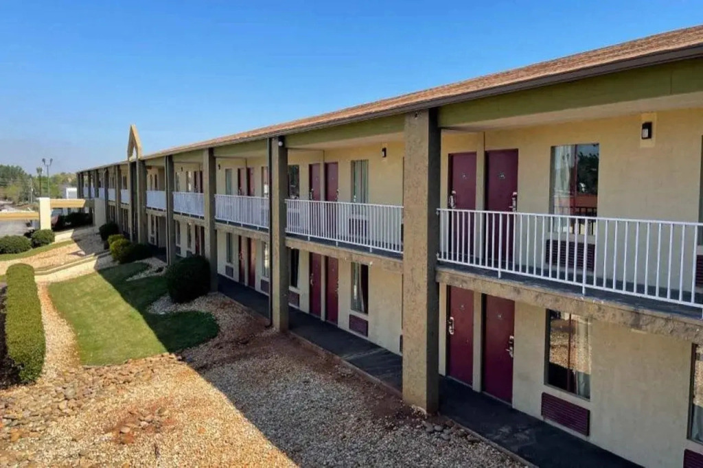 Travelodge By Wyndham Stockbridge Atlanta South