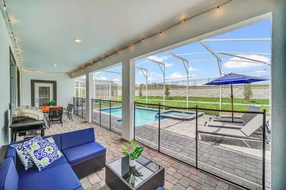 Magnificent Star Wars & Designed Rooms Pool & Spa! 7 Bedroom Villa