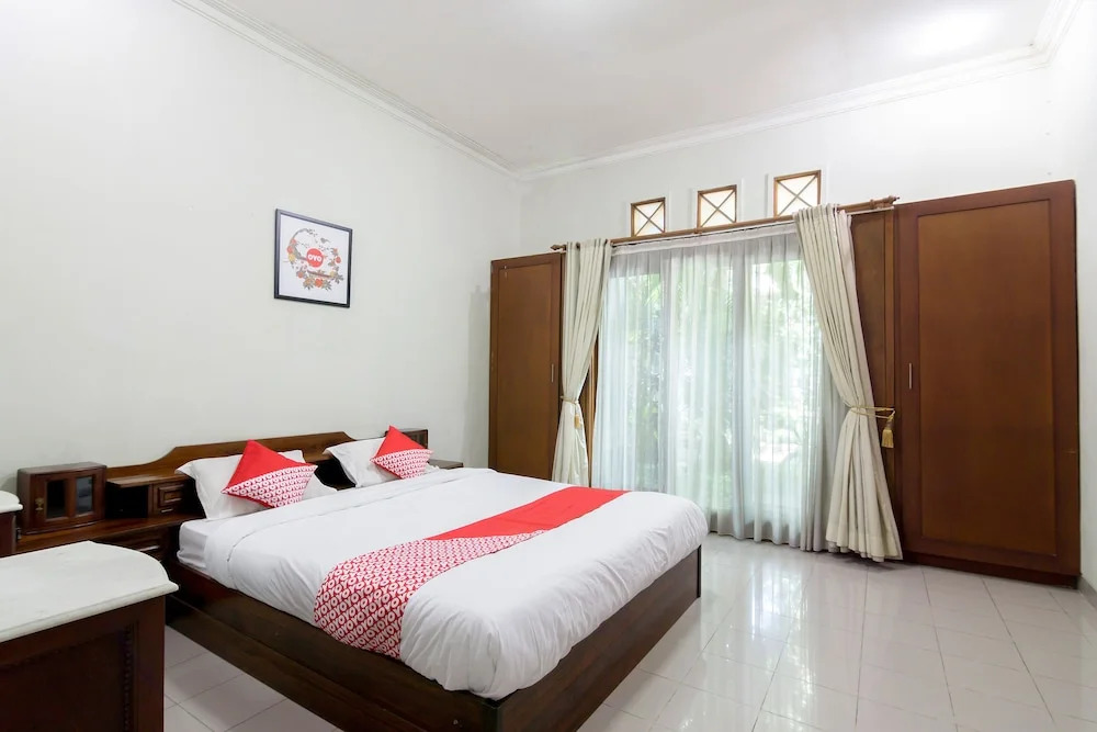 OYO 1059 Roemah Oma Guest House